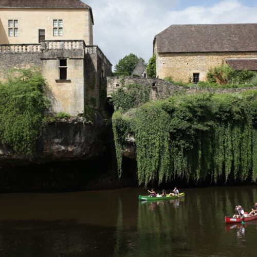 Château sur la Vézère 24