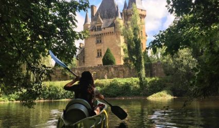 Chateau de Clerans, en kayak sur la Vezere